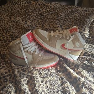 Nike Air Jordan Mid - Red and Beige